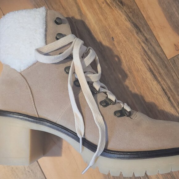 M.I.I.M Monroe Lace-up Ankle Boots w/Shearling Cuff, NIB, 8.5, Taupe, SO ADORBS! - Picture 2 of 7